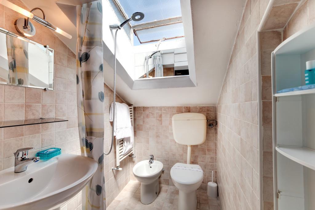 Ca' Badoer Attic Apartment Venice Ngoại thất bức ảnh